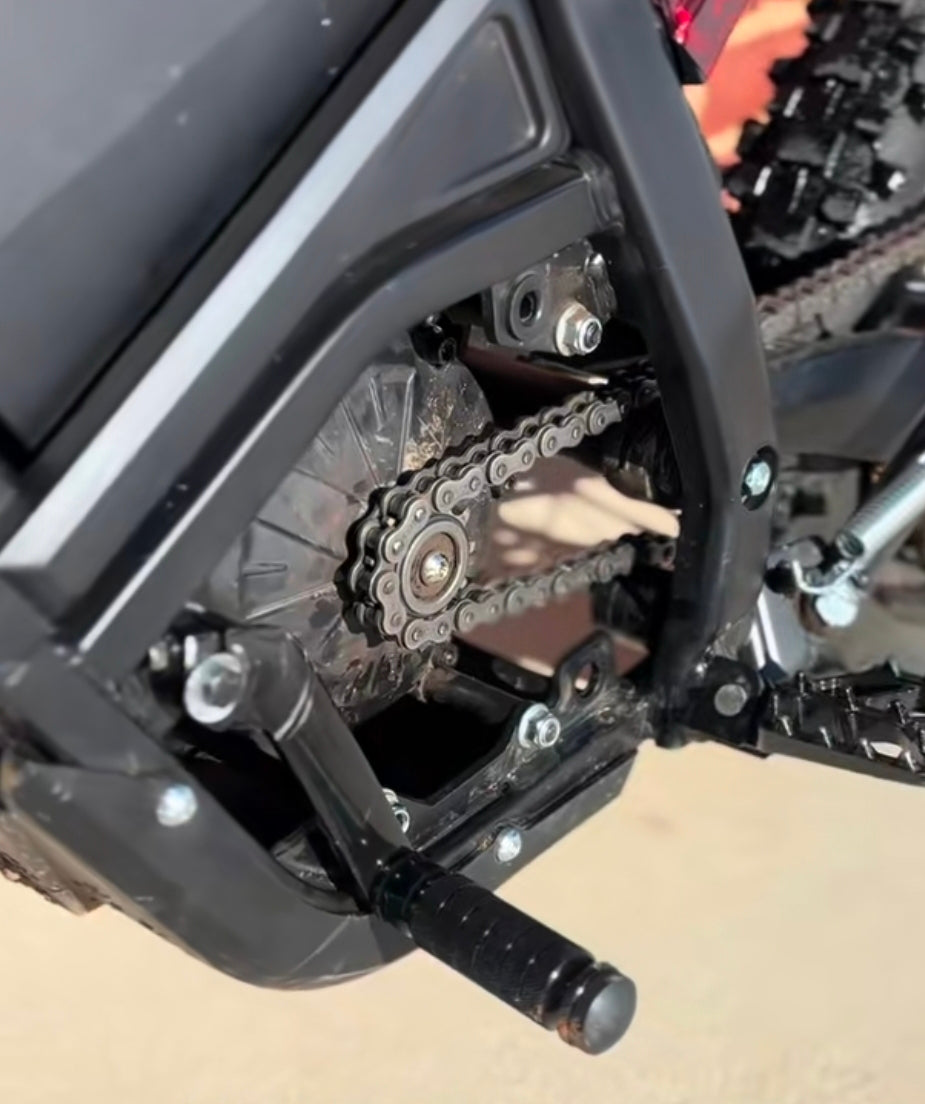 V2 Yozma/Strike footlock